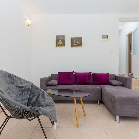 Apartment Kucera Rovinj Exterior photo