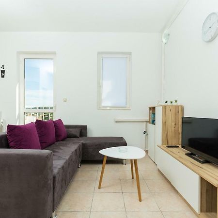 Apartment Kucera Rovinj Exterior photo