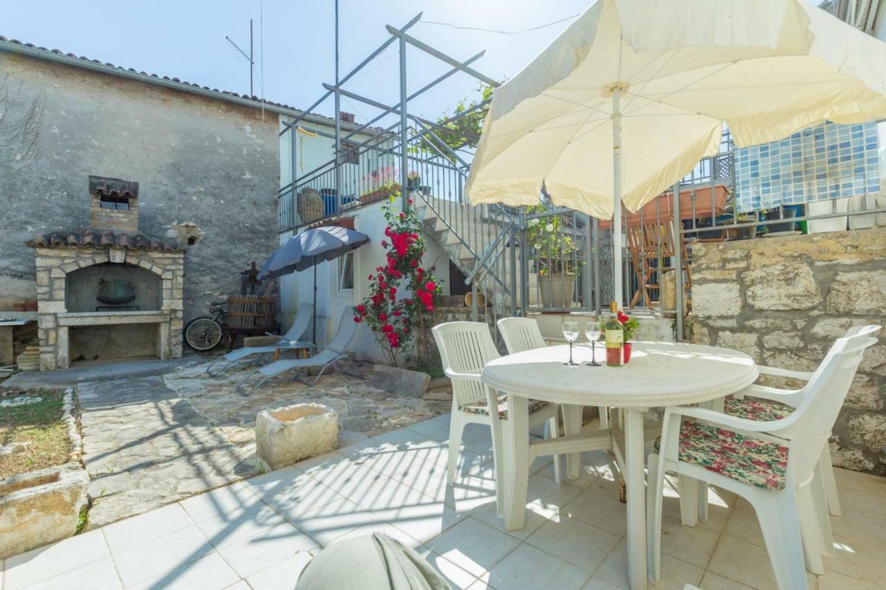 Apartment Kucera Rovinj Exterior photo