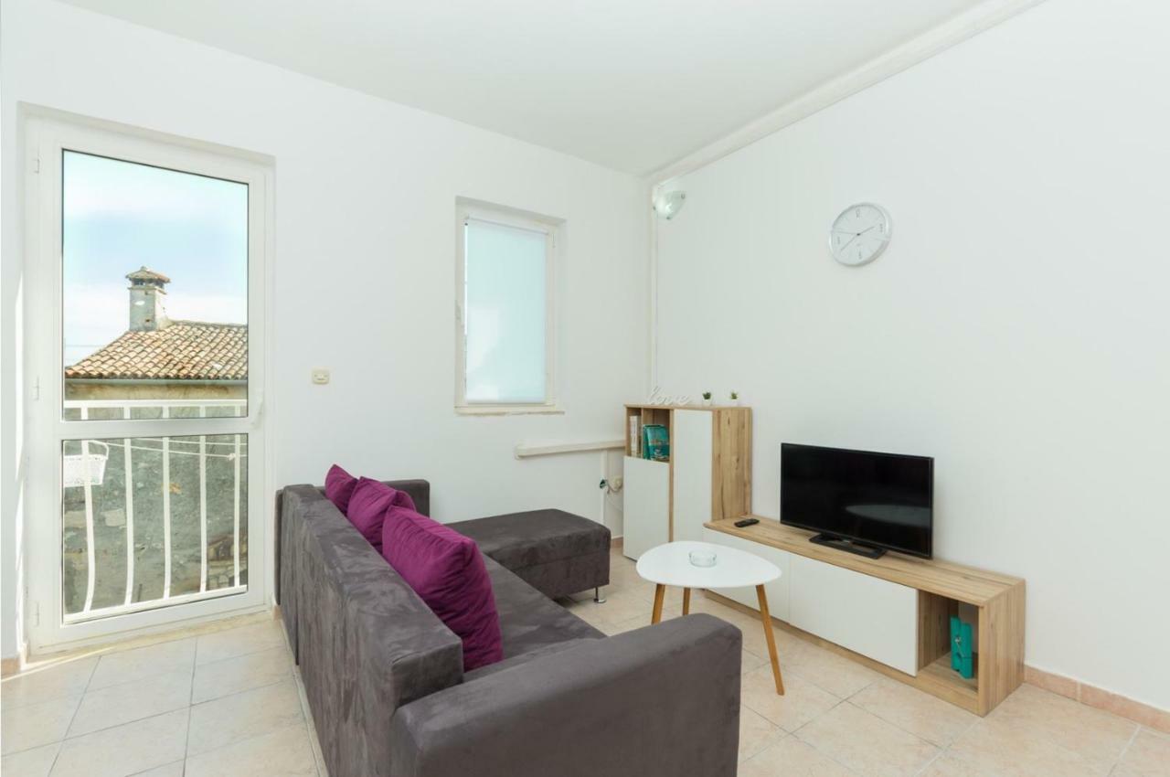 Apartment Kucera Rovinj Exterior photo