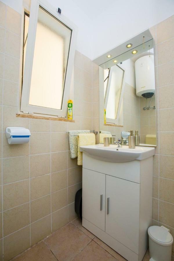 Apartment Kucera Rovinj Exterior photo