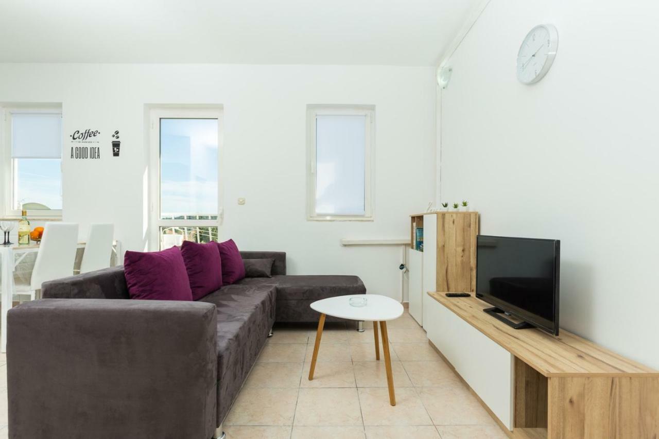 Apartment Kucera Rovinj Exterior photo